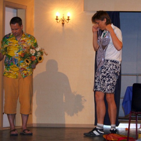 Wij gaan naar Benidorm (67) - Toneelvereniging Plankenkoorts 